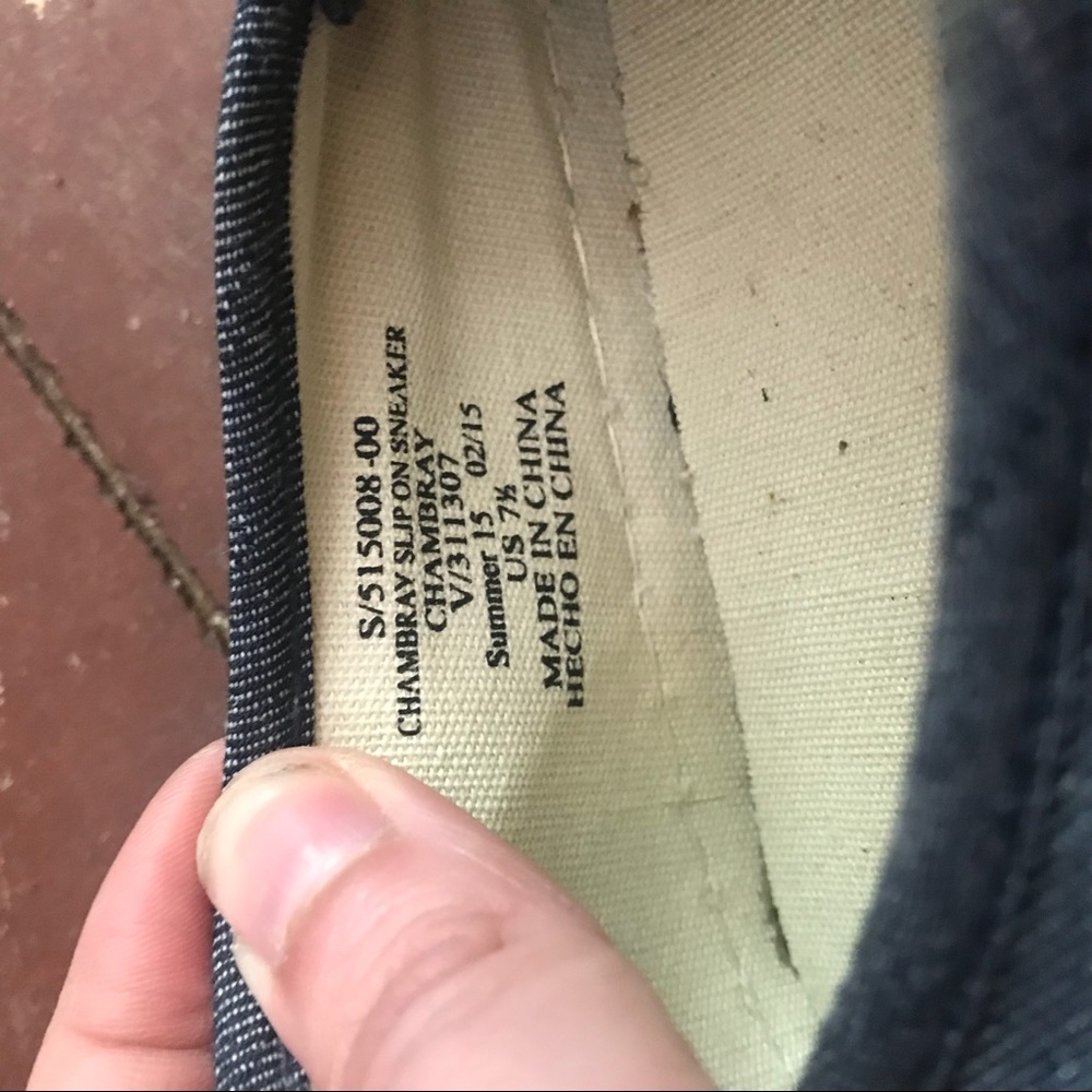 Gap Slipons - Picture 3 of 3